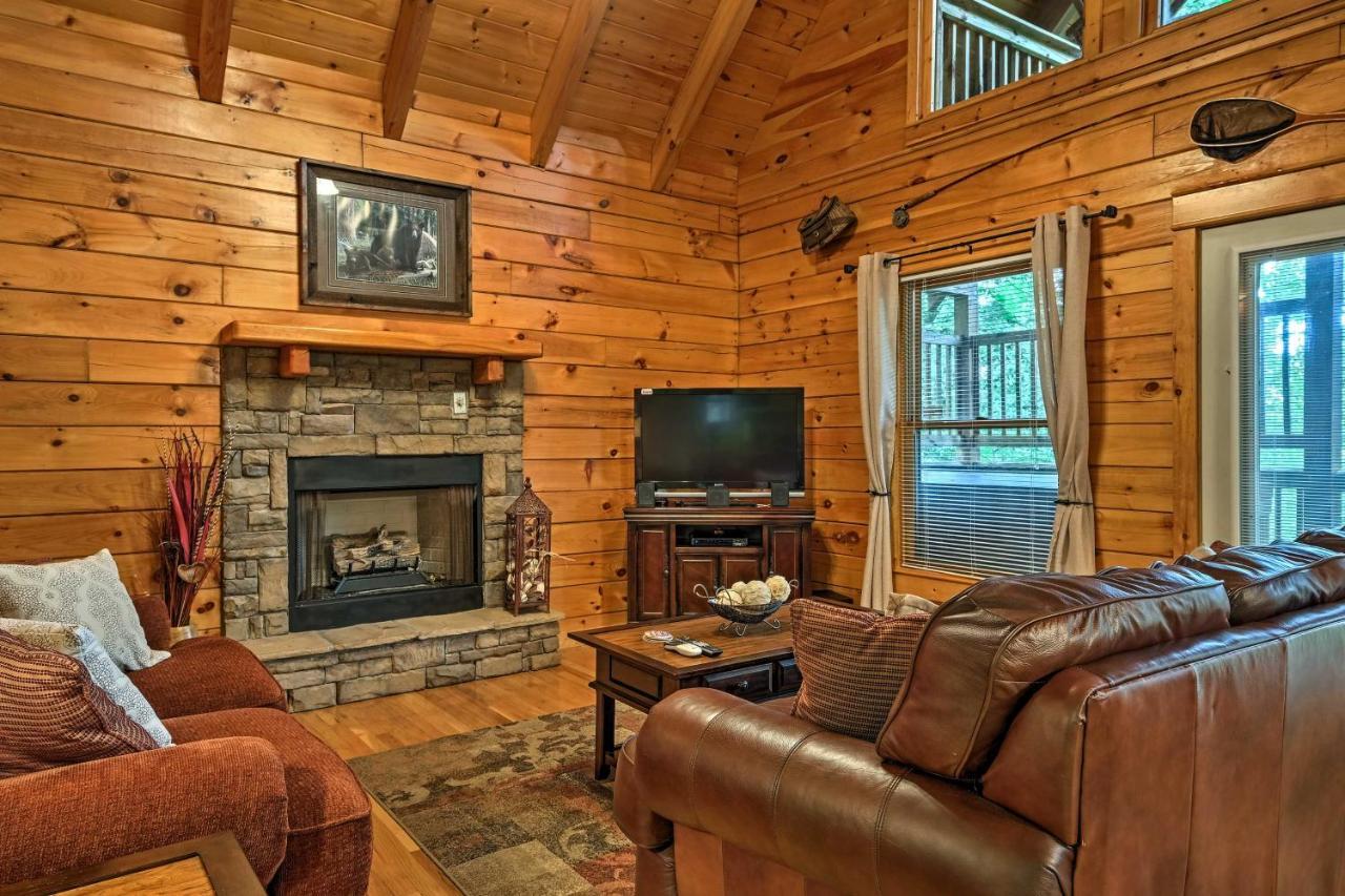 Вилла Pigeon Forge Cabin With Hot Tub, Grill And Pool Table! Севьервилл Экстерьер фото