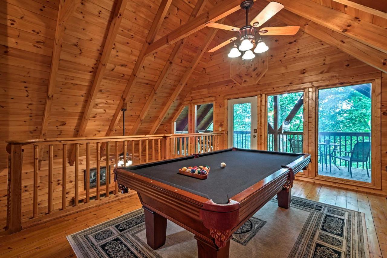 Вилла Pigeon Forge Cabin With Hot Tub, Grill And Pool Table! Севьервилл Экстерьер фото